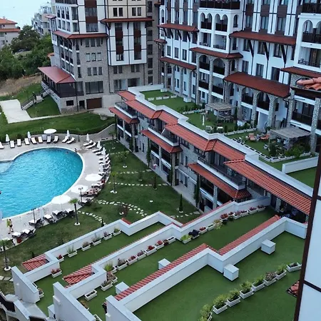 Etara 4 Luxury Sea View Apartment